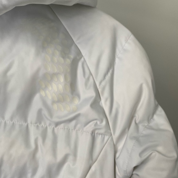 White winter jacket - Picture 3 of 5